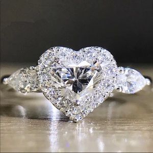 New Sweet Heart 925 Silver Diamond Engagement Ring